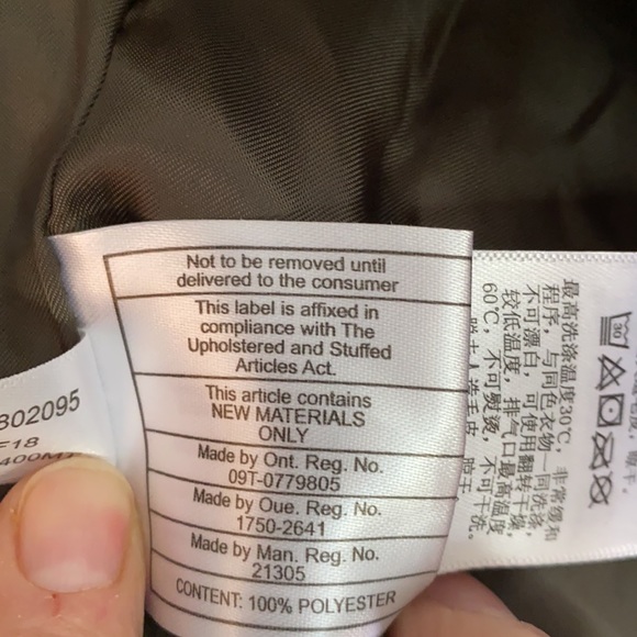 DKNY coat - Picture 15 of 15